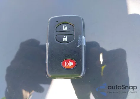 2013 Toyota Prius Three z USA, uszkodzony, nr VIN JTDKN3DU9D1646517